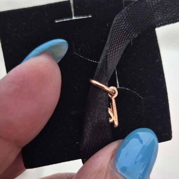 Pandora Rose Gold 'K' Letter Charm - Picture 3 of 16